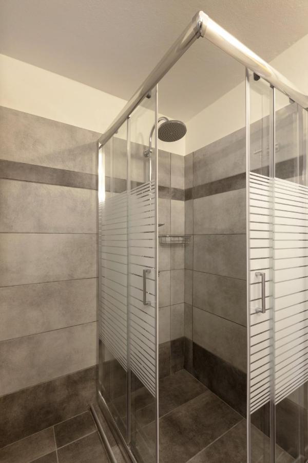 Prime Location 2 Bedroom Apt Next To The Acropolis Athens Ngoại thất bức ảnh